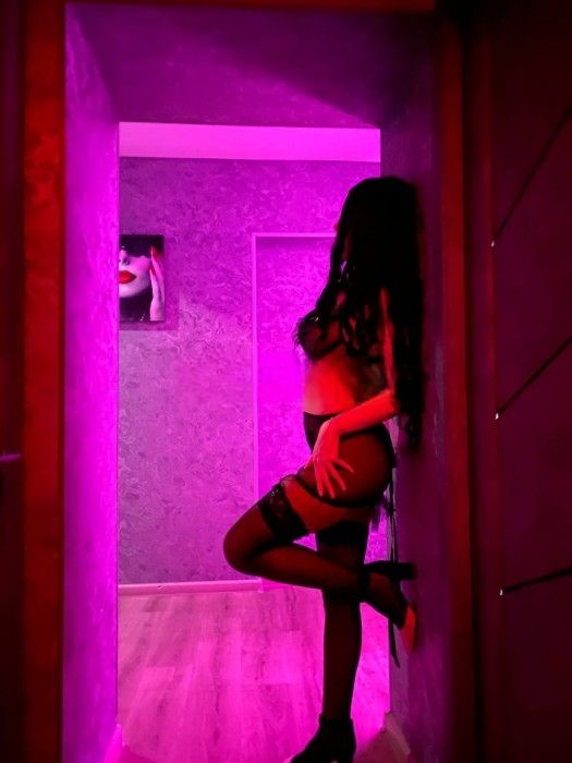 Индивидуалка Юля Кировский Фотография 